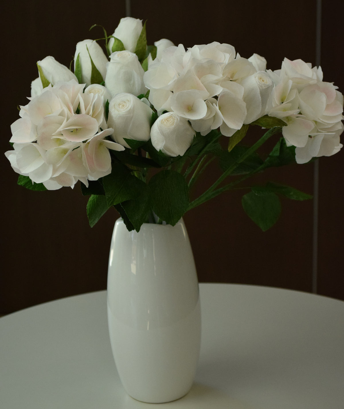 White Hybrid Roses with Powder Pink Hydrangeas